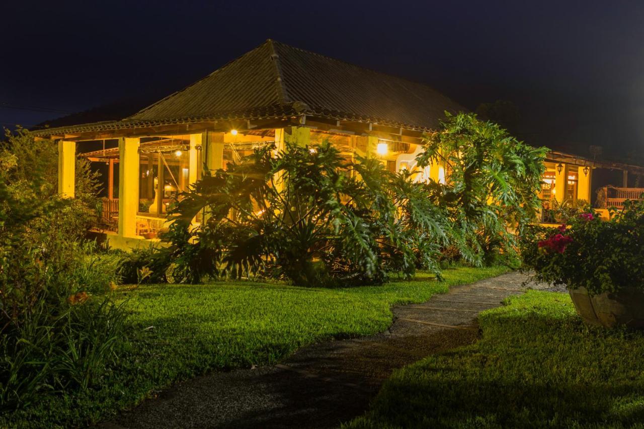 Hotel Toliman San Lucas Tolimán Exterior foto